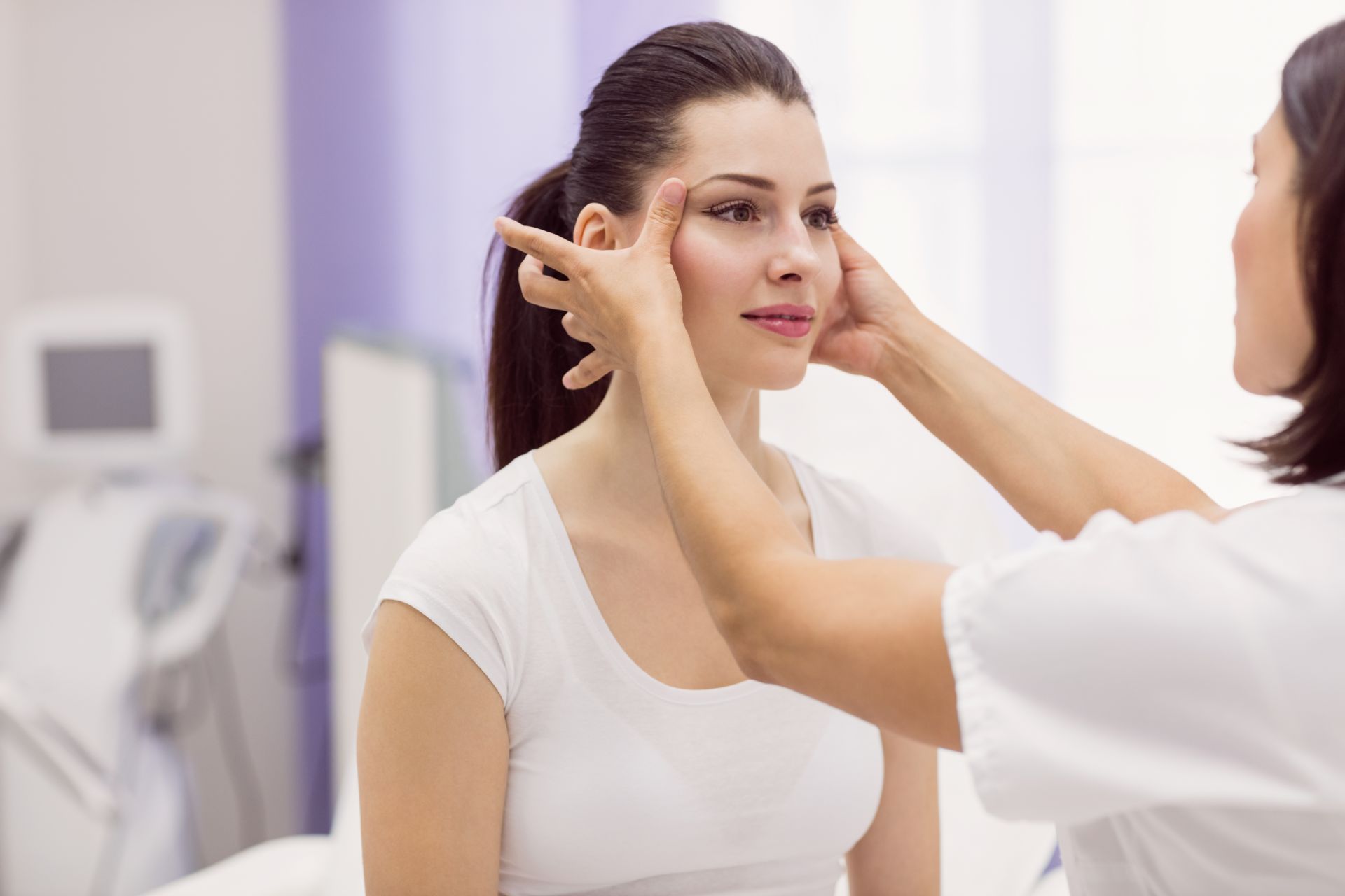 Skin tightening treatment to improve firmness and skin elasticity by Dr. Vaishna Aesthetic Physician
